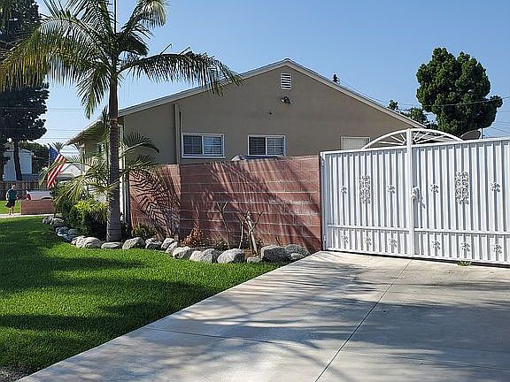 3rd image of 13968 Cerecita Dr