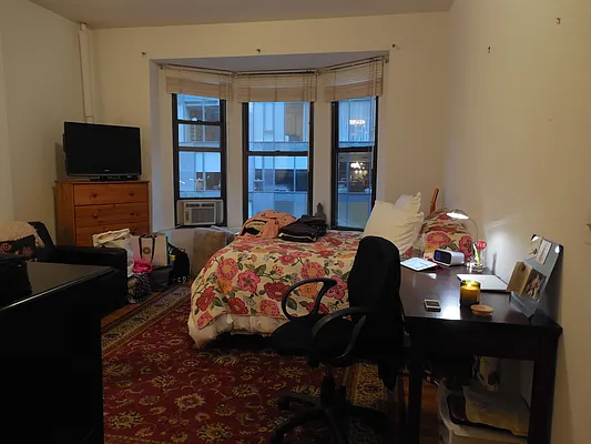 Rented by High Line NYC Realty Group | media 4