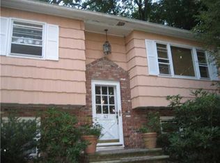 47 Cairnsmuir Ln, New City, NY 10956