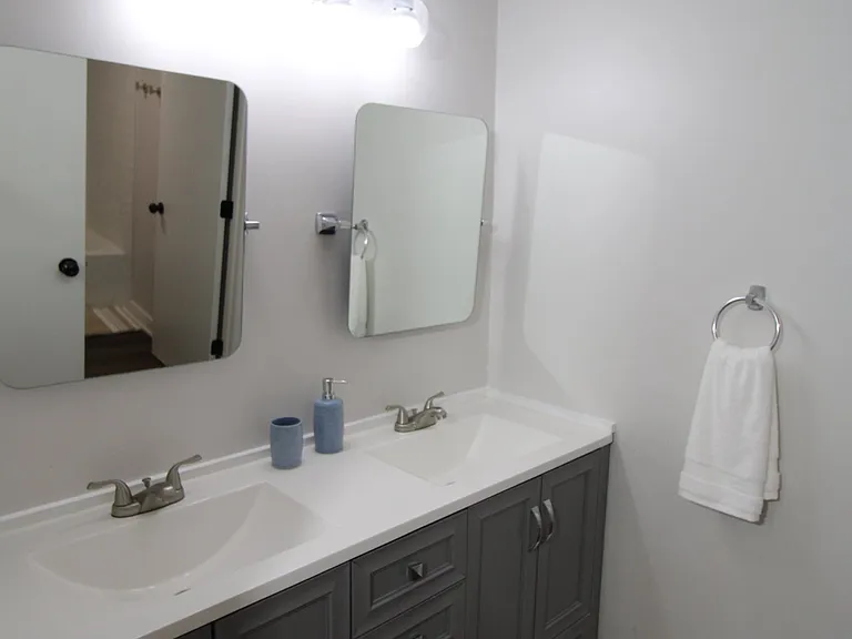 515 Chesterfield Ave #D — Photo 12