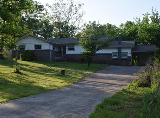 115 Burnett Ln, Knoxville, TN 37920