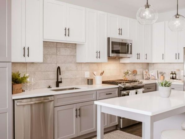 56 E Swedesford Rd #54-403
