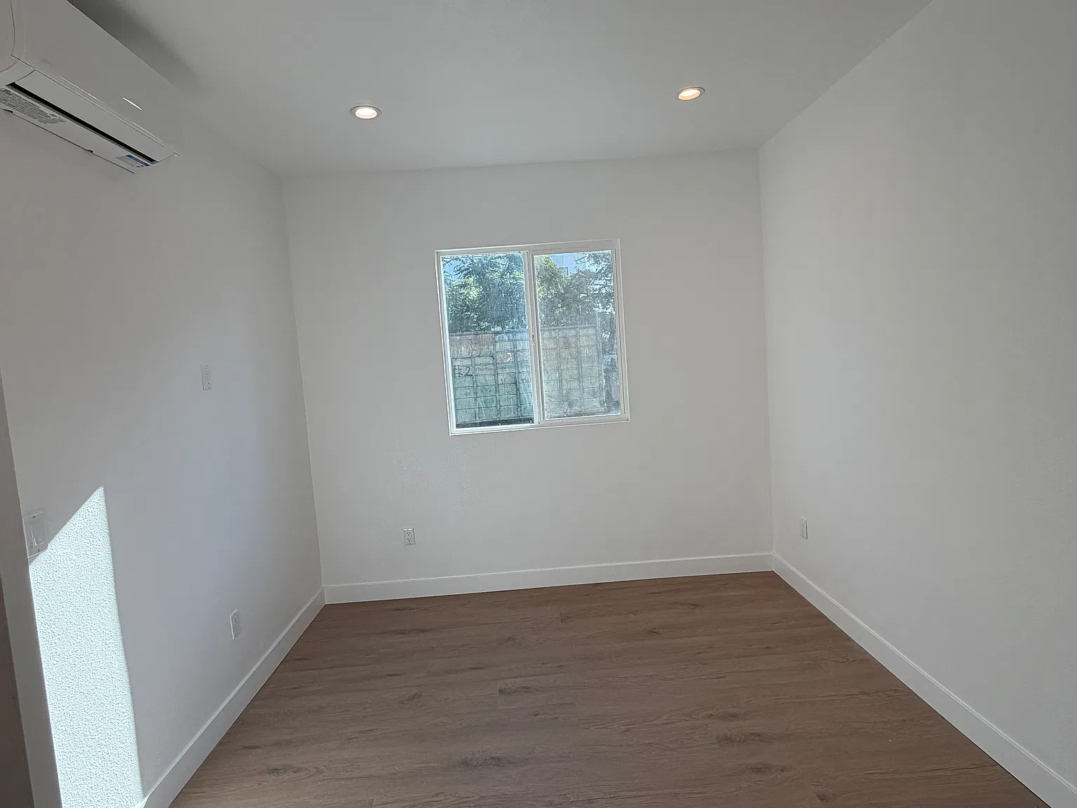 2 bed, 800 sqft, $2,395 — Photo 3