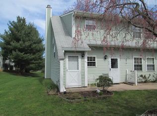 511 Spring Meadow Rd, South Windsor, CT 06074