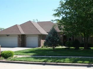 3646 W Birchwood Pl, Springfield, MO 65807