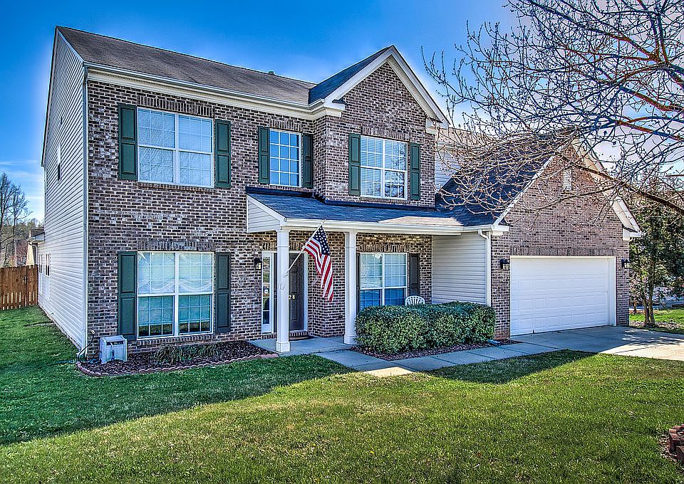 2nd image of 4228 Laurel Ridge Cir