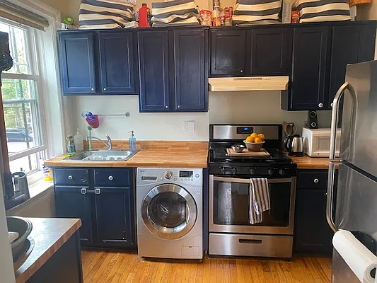 Rented by Douglas Elliman | media 15