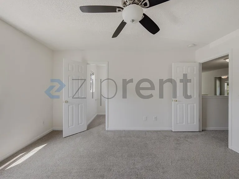 261 Chadford Pl — Photo 32