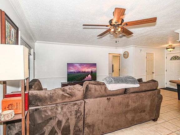 5th image of 1761 W Beach Plum Dr