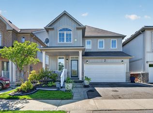 2 Bettina Pl, Whitby, ON L1R 0E8
