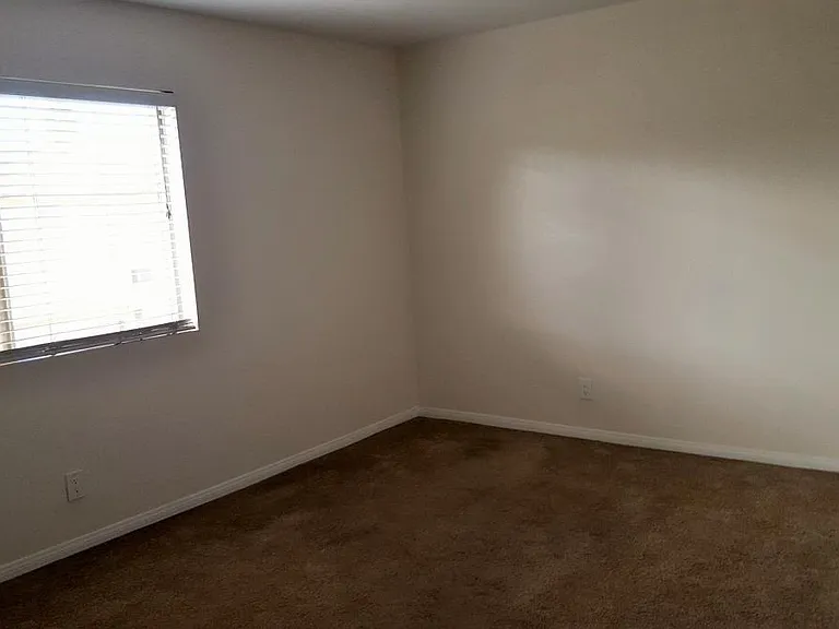 660 S Glassell St #112 — Photo 10