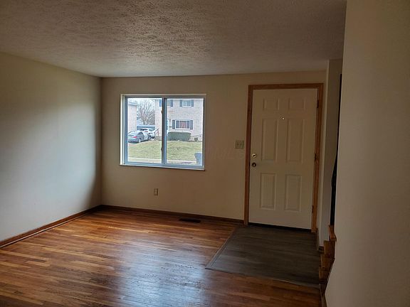5th image of 3431 Beachworth Dr