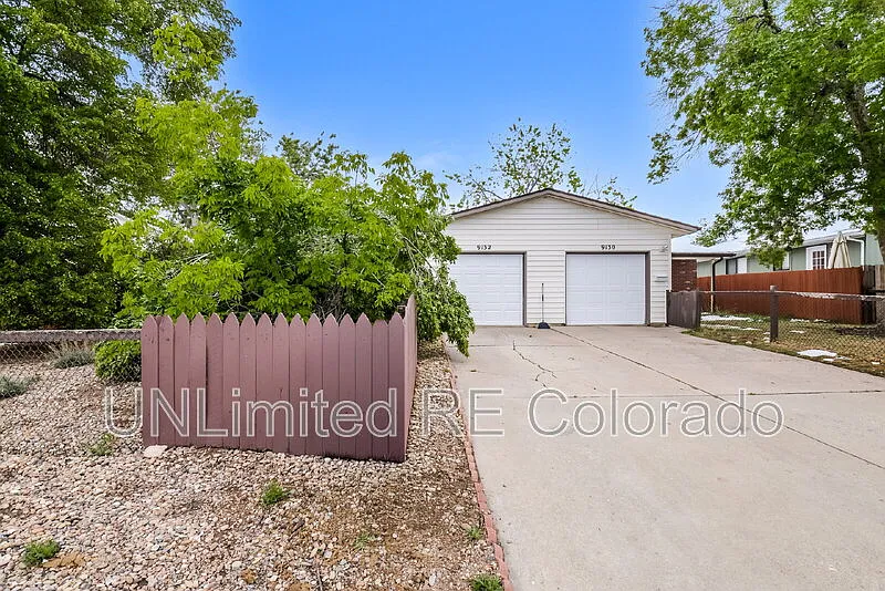 Building Photo - 9132 Osceola St
