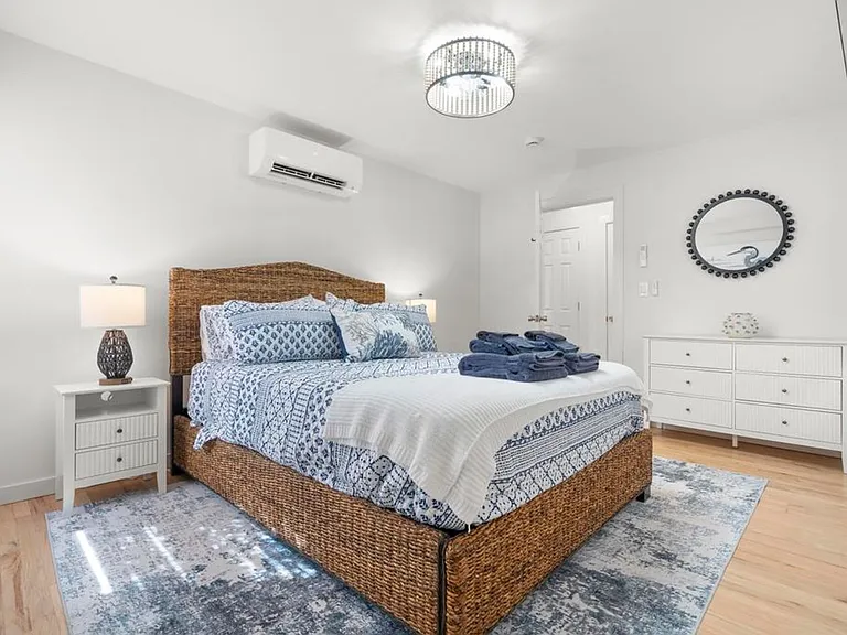 1742 Boston Post Rd — Photo 11
