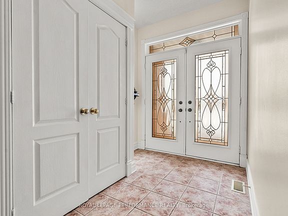 4th image of 2091 Ricardo St