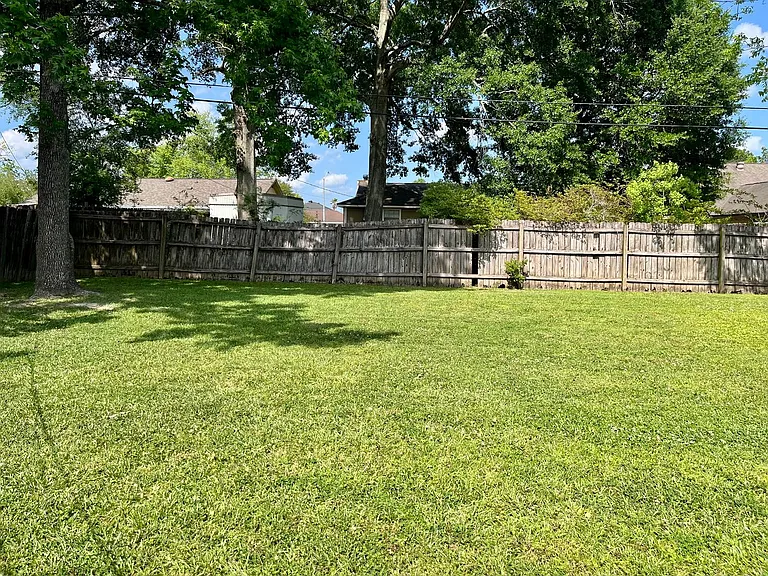 11351 Moultrie Ave — Photo 5