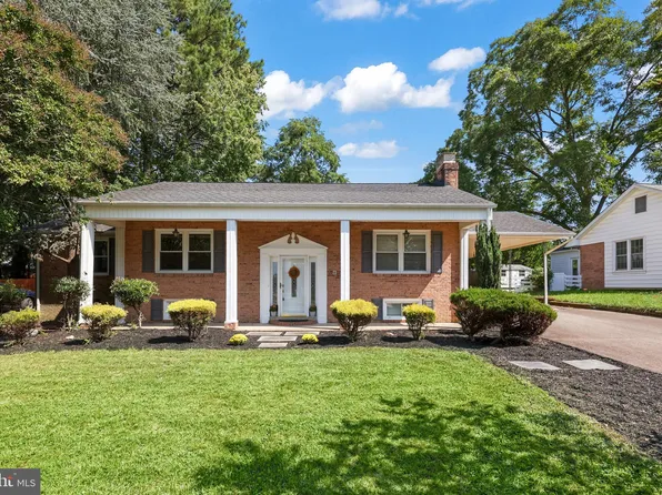 326 Cannon Cir, Fredericksburg, VA 22401