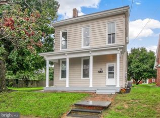 118 N Main St, Jacobus, PA 17407