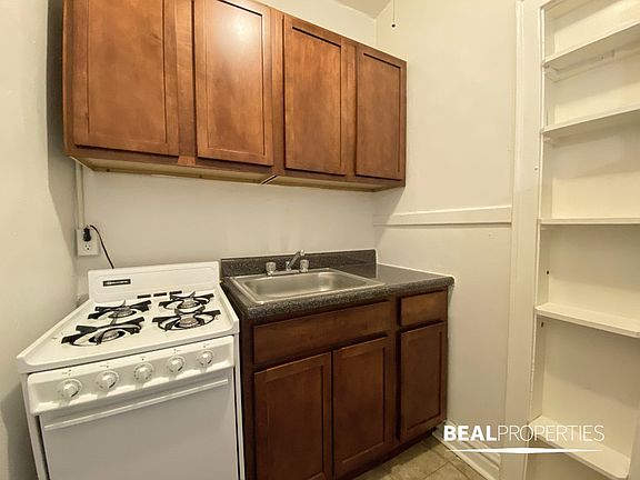 4th image of 4829 N Damen Ave #4829414