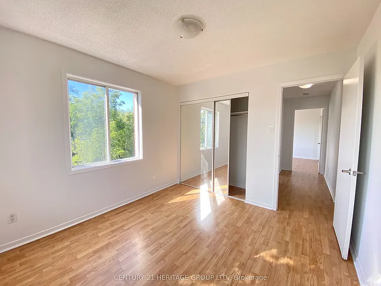 170 Grove St E #302 — Photo 11