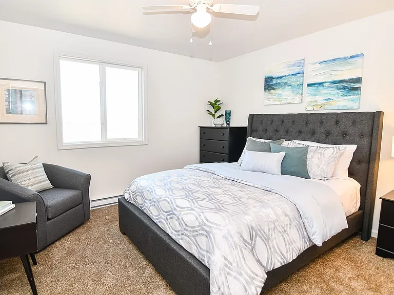 2218 Newton Rd — Photo 17