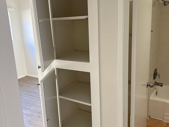 2nd image of 827 10th St #10-D