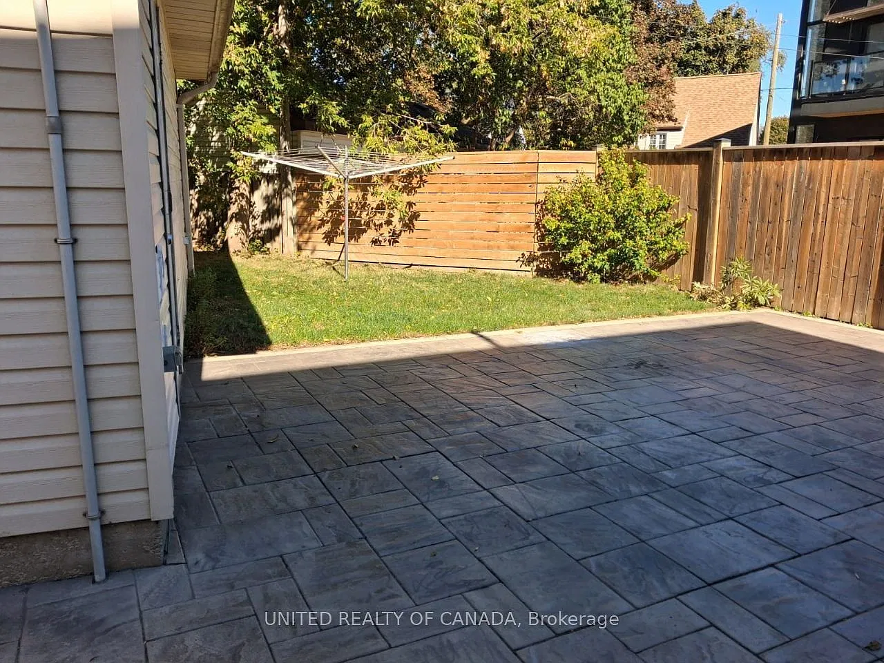 3 bed, $4,500 — Photo 2
