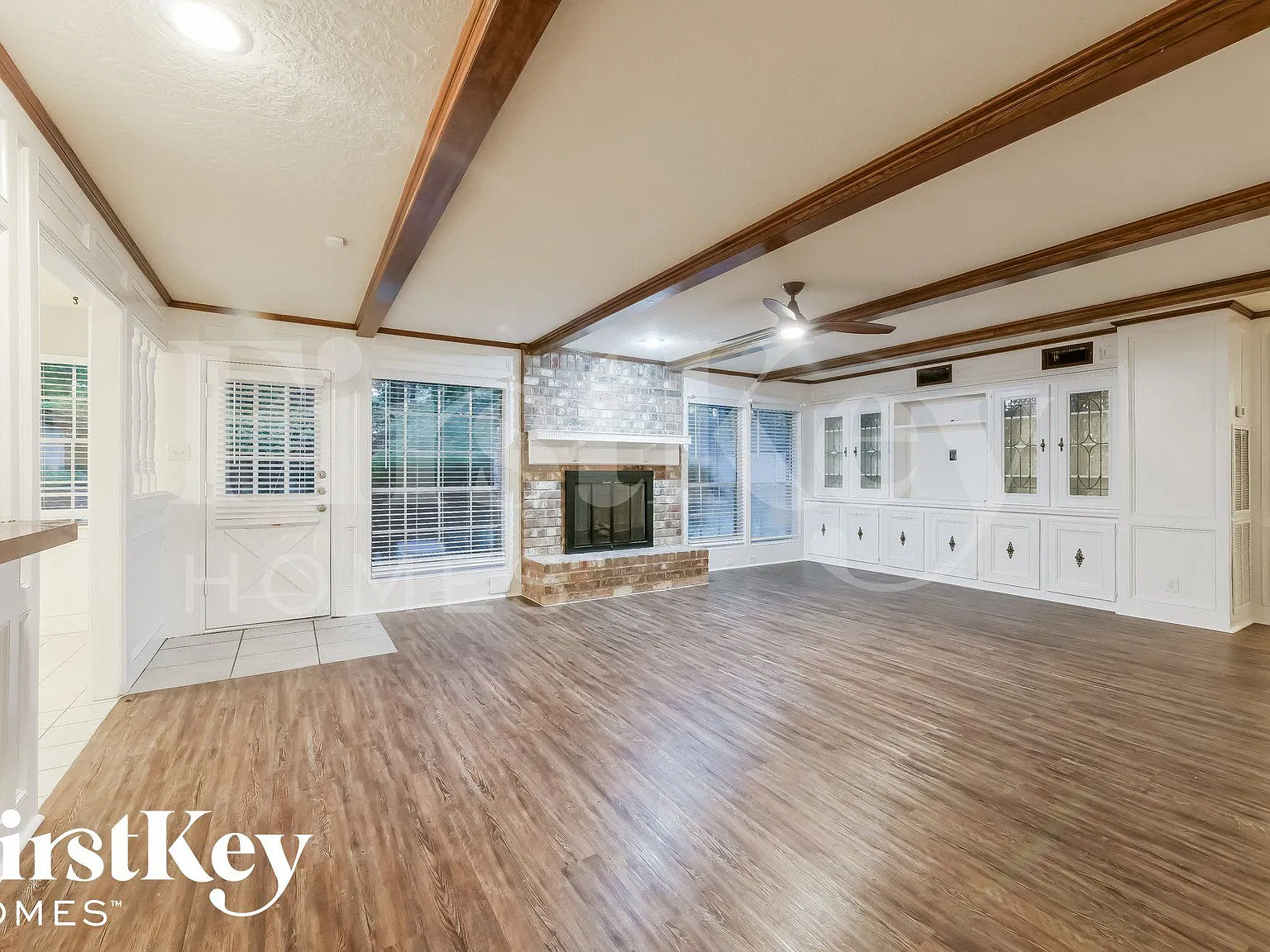 4 bed, 3.5 bath, 3244 sqft, $3,185 — Photo 3
