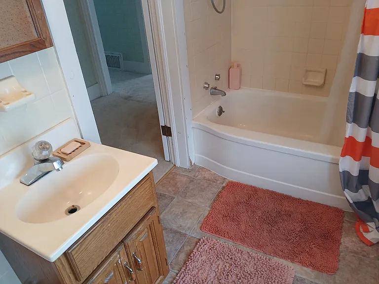upstairs bathroom