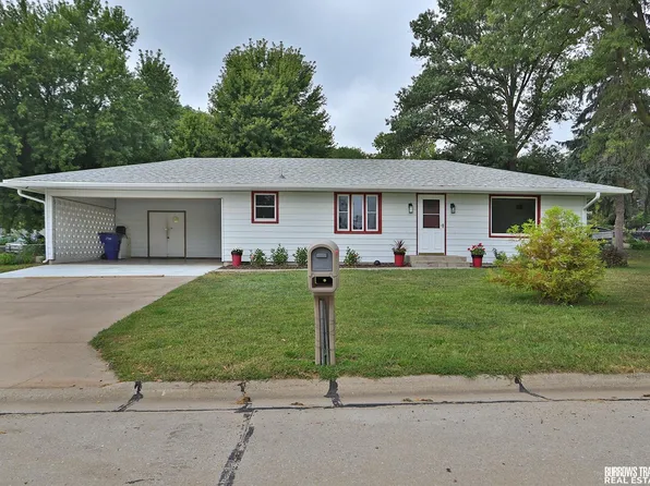 575 D St, Unadilla, NE 68454