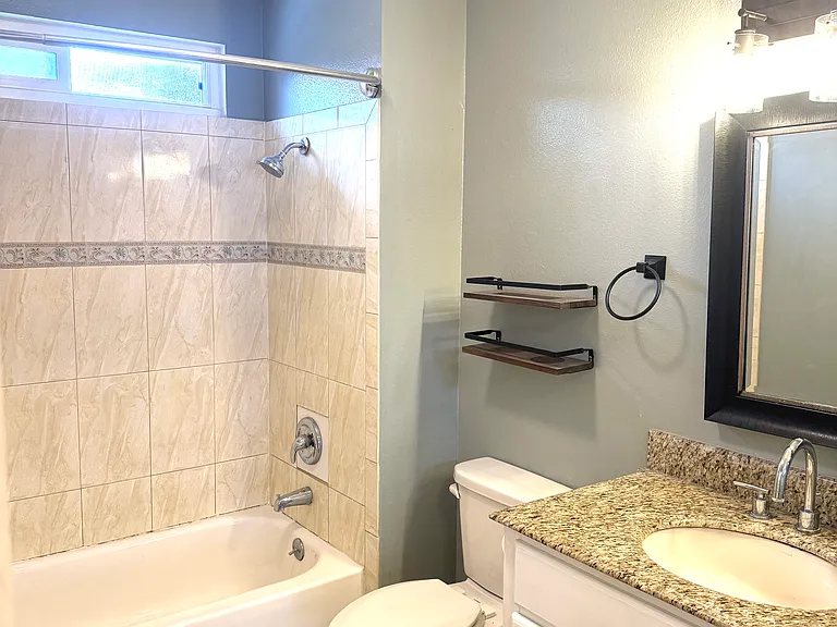 9528 Carroll Canyon Rd #223 — Photo 6