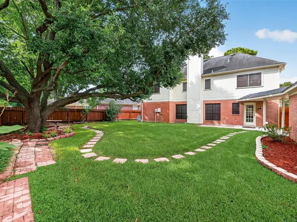 463 Province Place Dr, Katy, TX 77450