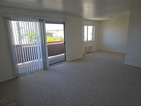 5th image of 1650 Federal Ave #888