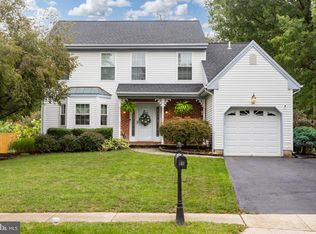 56 Warren Way, Burlington, NJ 08016