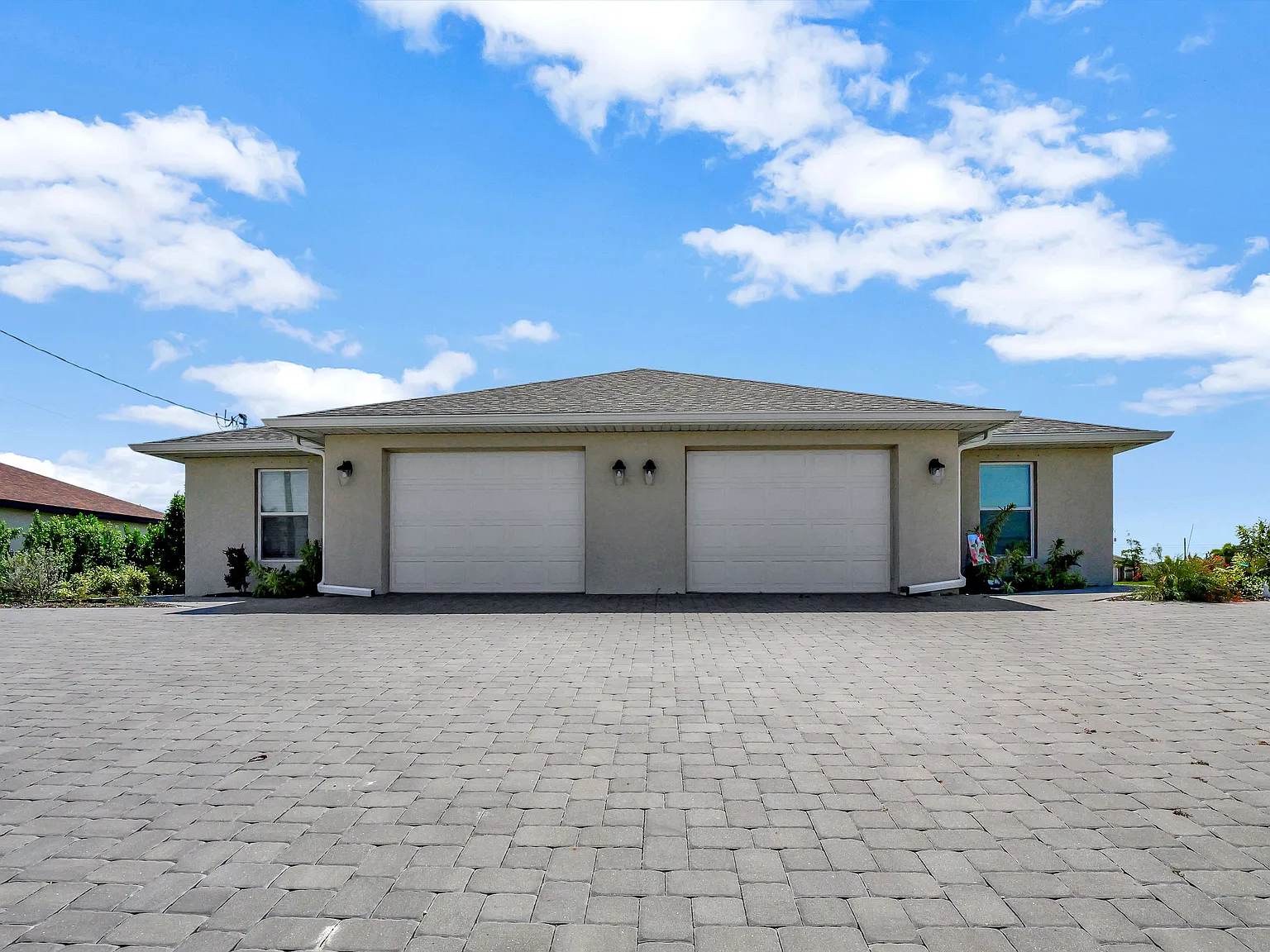 3 bed, 1230 sqft, $1,650 — Photo 2