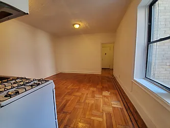 Rented by Lang Realty LLC