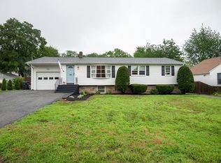 71 Benedict Rd, Warwick, RI 02888