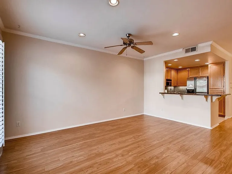 4010 Craven Rd #15 — Photo 11