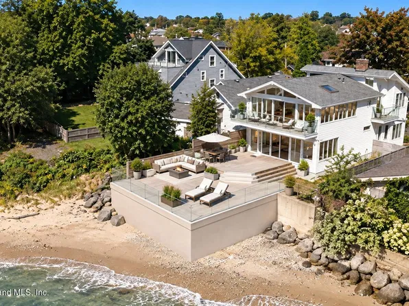 88 Oceanic Ave, Staten Island, NY 10312