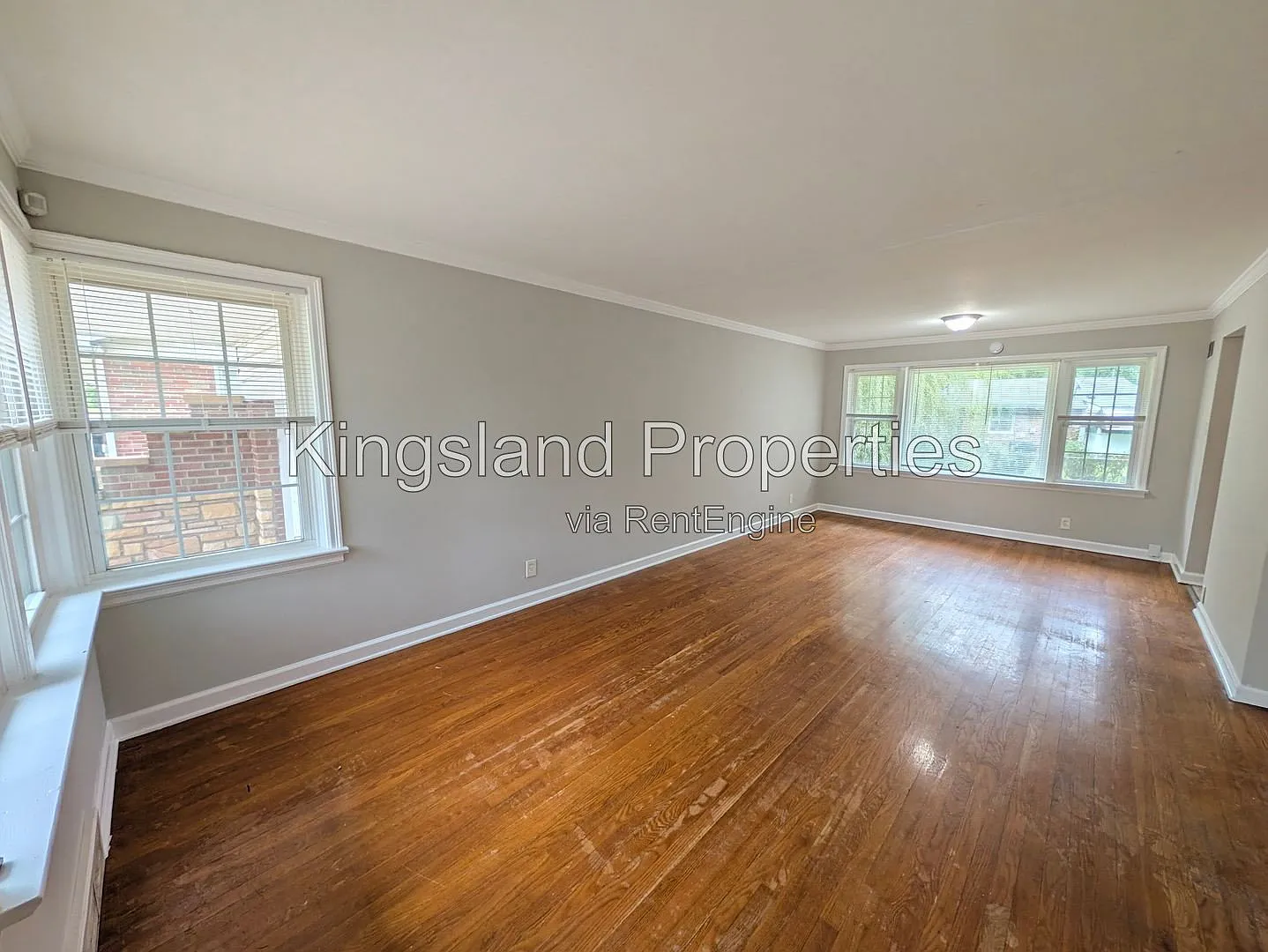 3 bed, 1.0 bath, 975 sqft, $1,400 — Photo 3