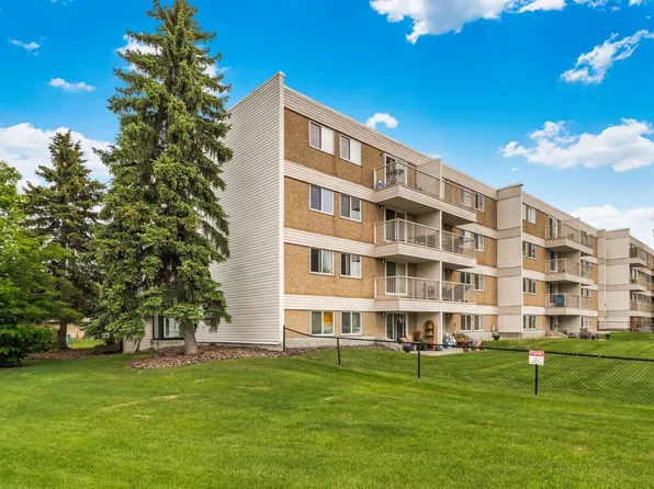 4608 52nd Ave #111, Stony Plain, AB T7Z 1N7