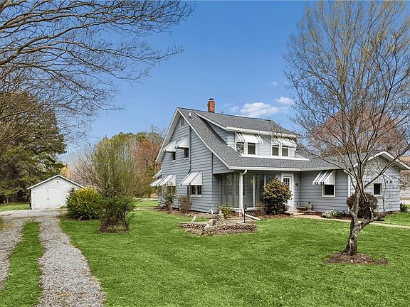 2nd image of 121 Old Railway Rd