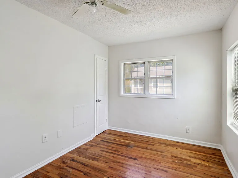 619 Oliver St NW #B — Photo 15