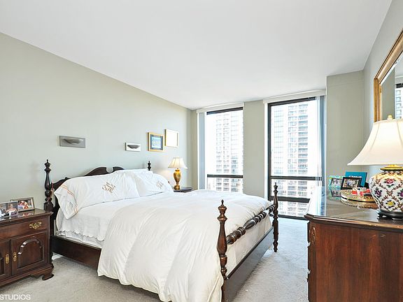 2nd image of 1660 N La Salle St #1908