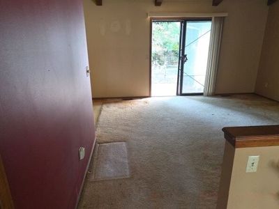 512 SW 11th St, Newton, KS, 67114