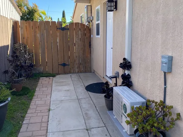 (undisclosed Address), San Diego, CA 92119