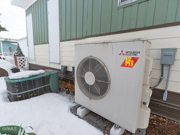 Phil-SelahTrailer-34