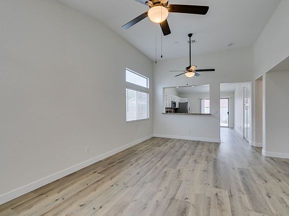 4th image of 1904 Cardinal Point St