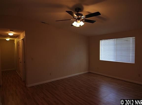 3rd image of 740 Hornet Dr