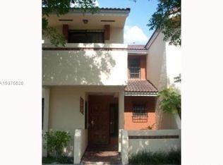 17917 NW 68th Ave, Hialeah, FL 33015